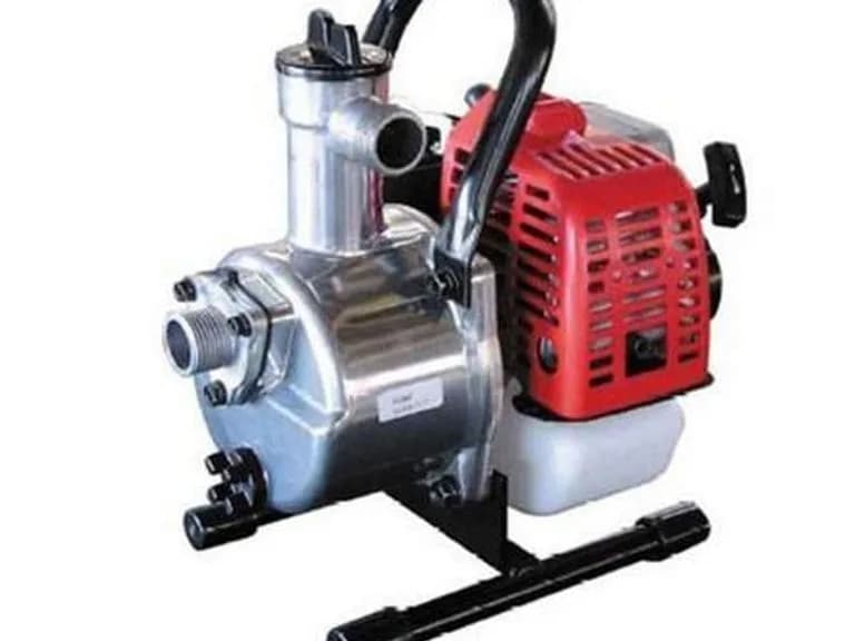 Мотопомпа Daishin SCR-252M2