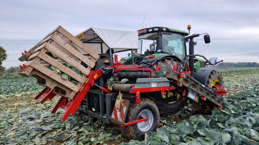 Комбайн для збору капусти Vanhoucke Cabbage Harvester